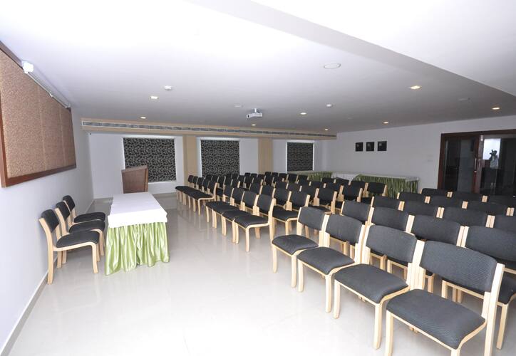 Hotel Hills Park, Pathanamthitta 3